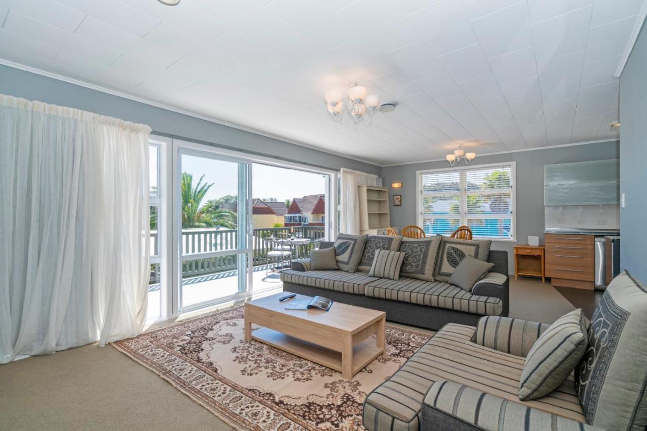 Rooftops Accommodation Whitianga Extérieur photo