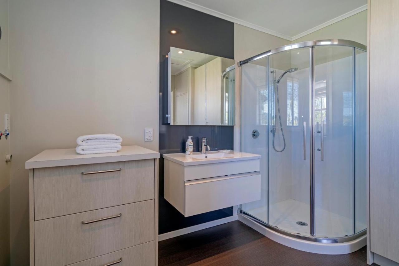 Rooftops Accommodation Whitianga Extérieur photo