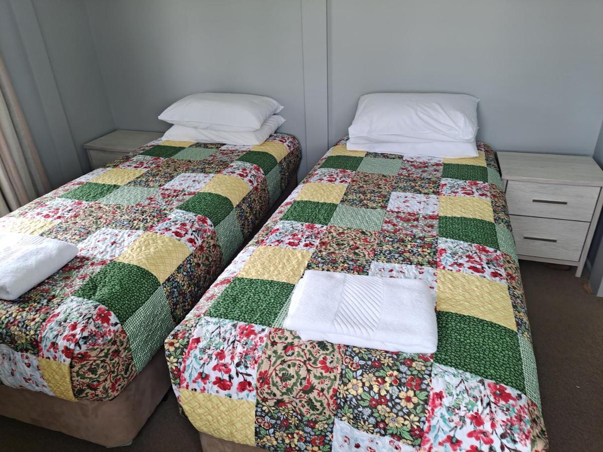 Rooftops Accommodation Whitianga Extérieur photo