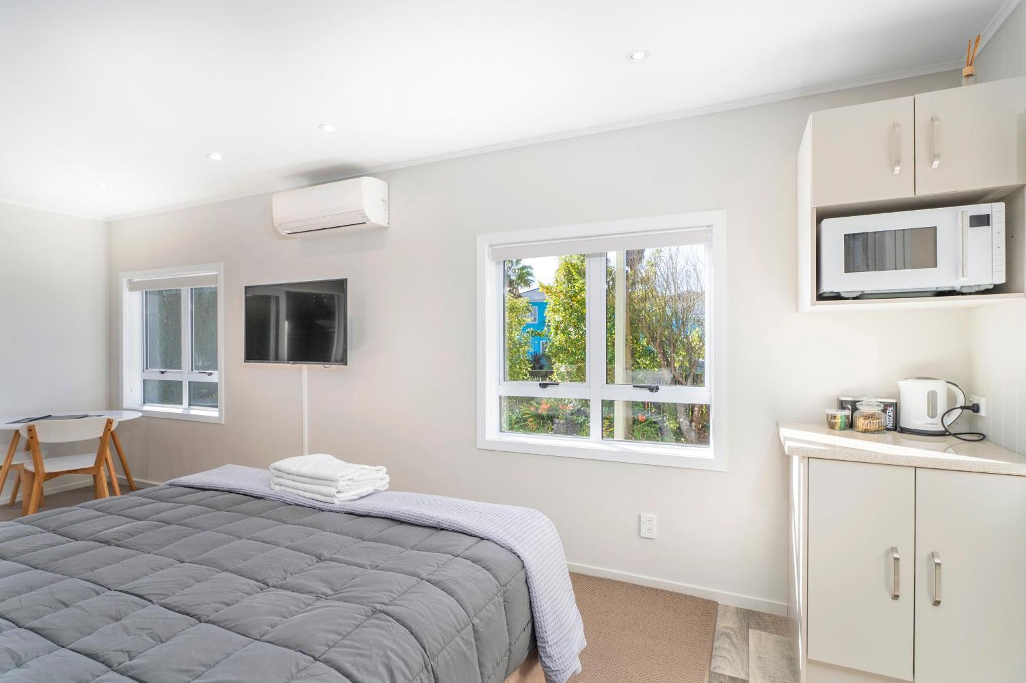 Rooftops Accommodation Whitianga Extérieur photo
